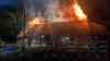 Großfeuer zerstört historische Gebäude im Museumsdorf Unewatt: 200 Feuerwehrleute im Einsatz - Gebäude waren bis zu 400 Jahre alt - Drei Feuerwehrleute verletzt - Immenser Schaden